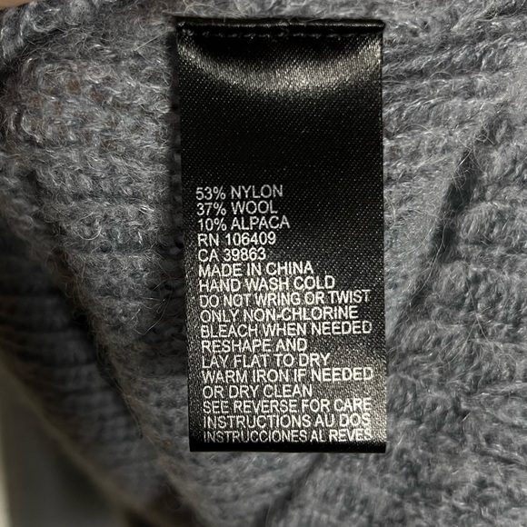 Tahari Alpaca Wool Blend Sheer Shoulder Sweater S - Picture 5 of 5